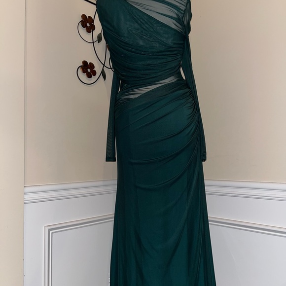 ASOS Emerald Long Sleeve Off-Shoulder Dress - Picture 5 of 11